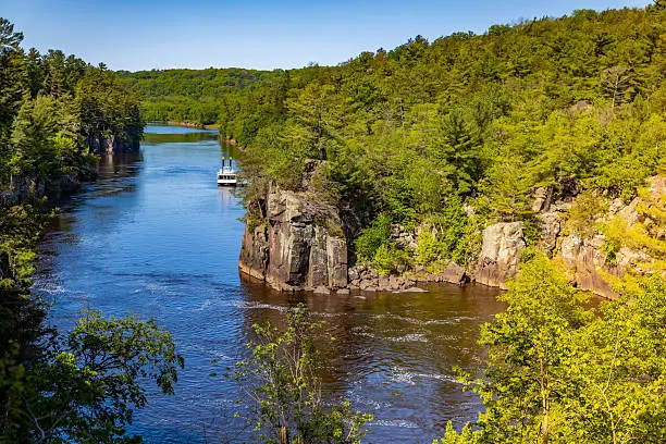Eagle Cliff Falls