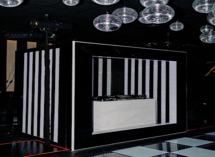 Top Reasons to Choose a Photo Booth Rental in Atlanta for Your Next Event