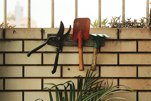 The Ultimate Guide to Battery-Powered Garden Gear